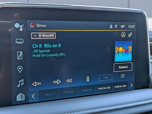 Used 2024 Chevrolet Tahoe Z71 w/ Luxury Package image 21