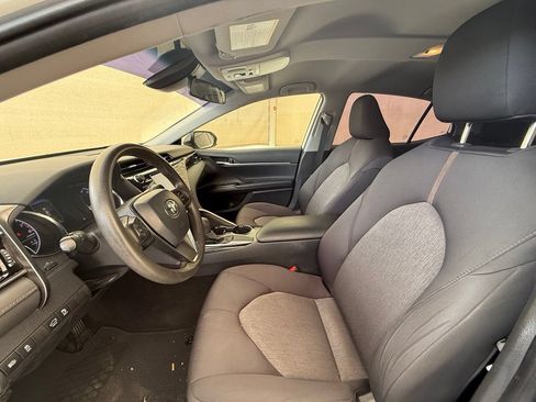 Used 2020 Toyota Camry LE w/ Carpet Mat Package FWD image 13