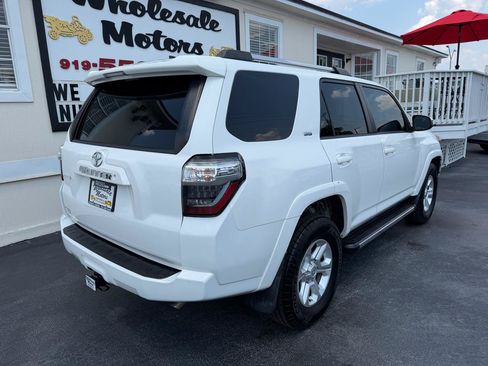 Used 2019 Toyota 4Runner SR5 RWD image 6