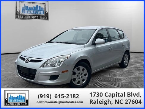 Used 2011 Hyundai Elantra GLS image 17
