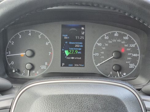 Used 2025 Toyota Corolla SE FWD image 16