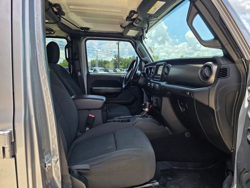 Used 2021 Jeep Wrangler Unlimited Sport AWD/4WD image 13