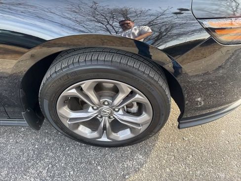 Certified 2024 Honda Accord EX image 5