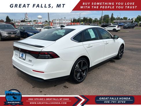 Used 2024 Honda Accord Sport image 8