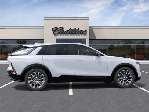 New 2027 Cadillac Lyriq Sport AWD/4WD image 5