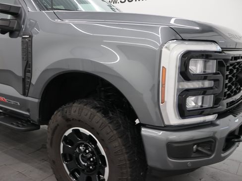 Used 2025 Ford F250 Lariat w/ Lariat Ultimate Package AWD/4WD image 28