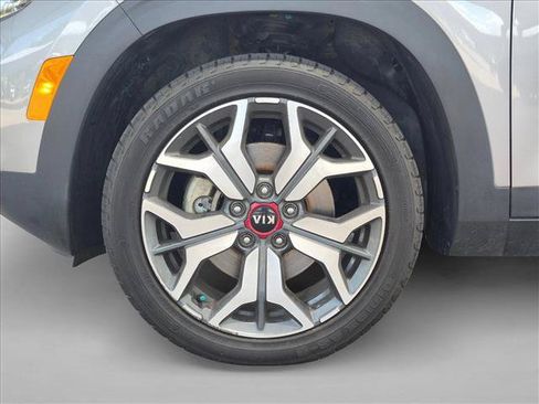 Used 2021 Kia Seltos SX w/ SX Sunroof Package AWD/4WD image 23