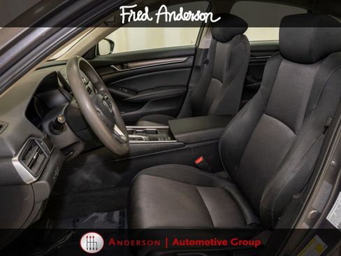 Used 2020 Honda Accord LX image 9