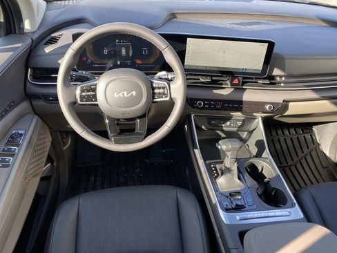 New 2026 Kia Carnival EX image 9