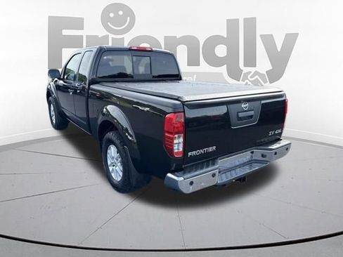 Used 2021 Nissan Frontier SV AWD/4WD image 3