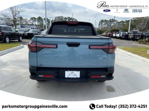 Certified 2024 Hyundai Santa Cruz SEL w/ Activity Package image 5
