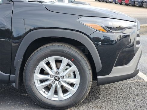 New 2026 Toyota Corolla Cross LE image 5