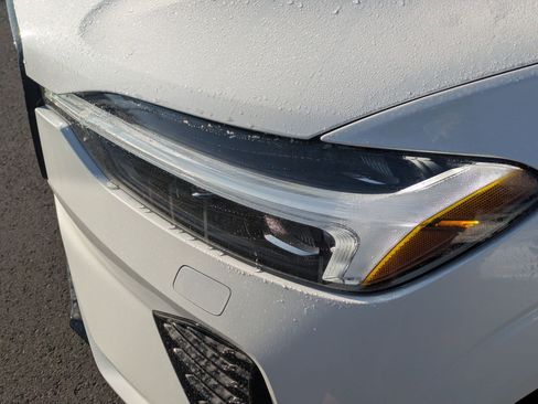 New 2026 Volvo XC60 B5 Ultra w/ Climate Package PRO image 9