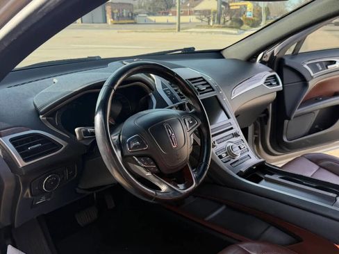 Used 2017 Lincoln MKZ Reserve w/ Climate Package image 10