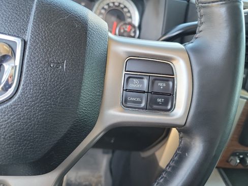 Used 2018 RAM 2500 Laramie AWD/4WD image 22