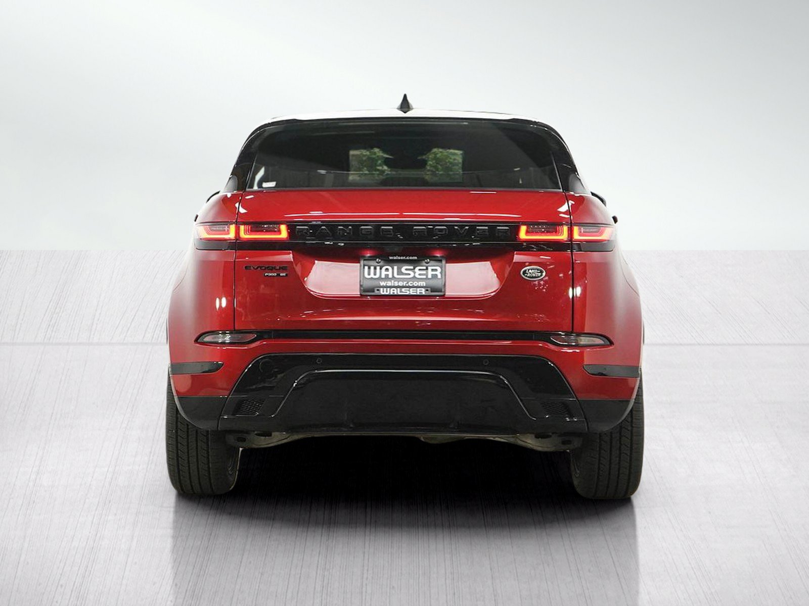 Used 2020 Land Rover Range Rover Evoque R-Dynamic SE AWD/4WD image 4