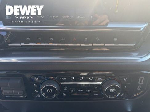 Used 2026 Chevrolet Silverado 1500 High Country w/ Technology Package AWD/4WD image 29