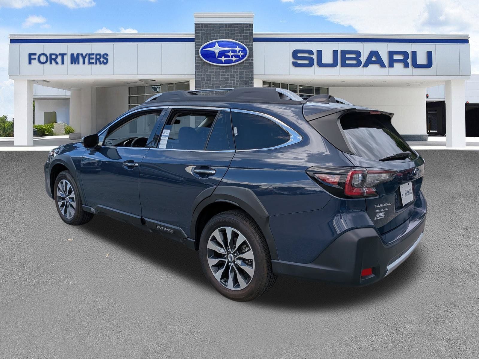 Certified 2024 Subaru Outback Touring XT AWD/4WD image 6
