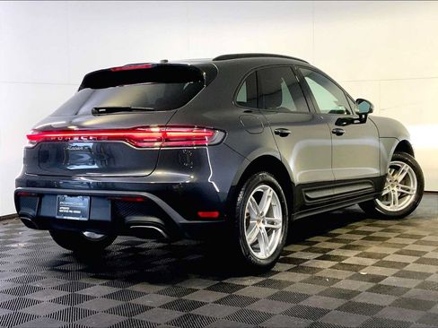Used 2026 Porsche Macan AWD/4WD image 7