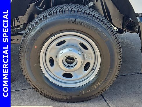 New 2025 Ford F250 XL w/ FX4 Off-Road Package image 39