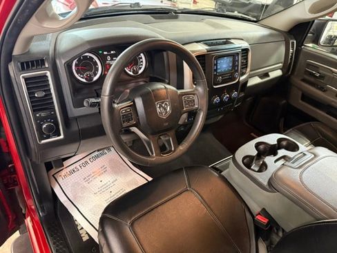 Used 2019 RAM 1500 Classic SLT AWD/4WD image 46