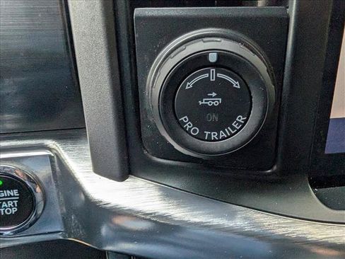 Used 2022 Ford F150 Lariat w/ Equipment Group 501A Mid AWD/4WD image 39