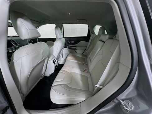 Used 2022 Jeep Cherokee Latitude Lux image 29