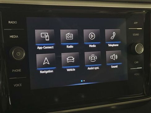 Used 2023 Volkswagen Atlas SE image 6