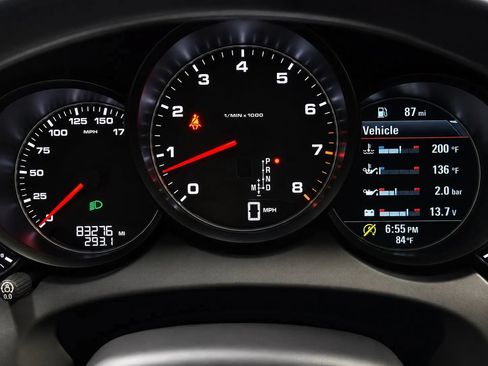 Used 2017 Porsche Cayenne AWD/4WD image 30
