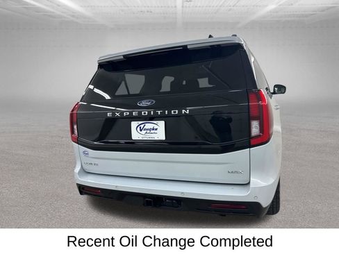 Used 2025 Ford Expedition Max Active AWD/4WD image 12