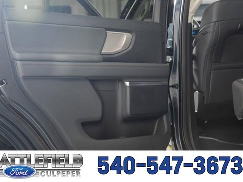 New 2025 Ford Expedition Active image 47