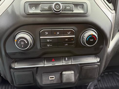 Used 2020 Chevrolet Silverado 2500 W/T image 25