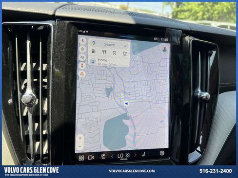Certified 2025 Volvo XC60 B5 Ultra w/ Protection Package Premier image 28