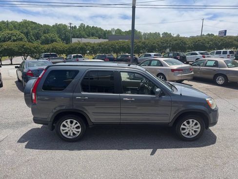 Used 2005 Honda CR-V SE image 5