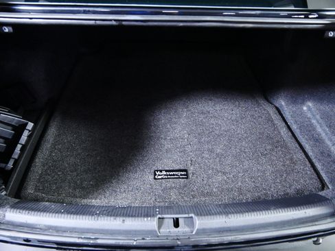 Used 2013 Volkswagen Passat 2.5 S image 18