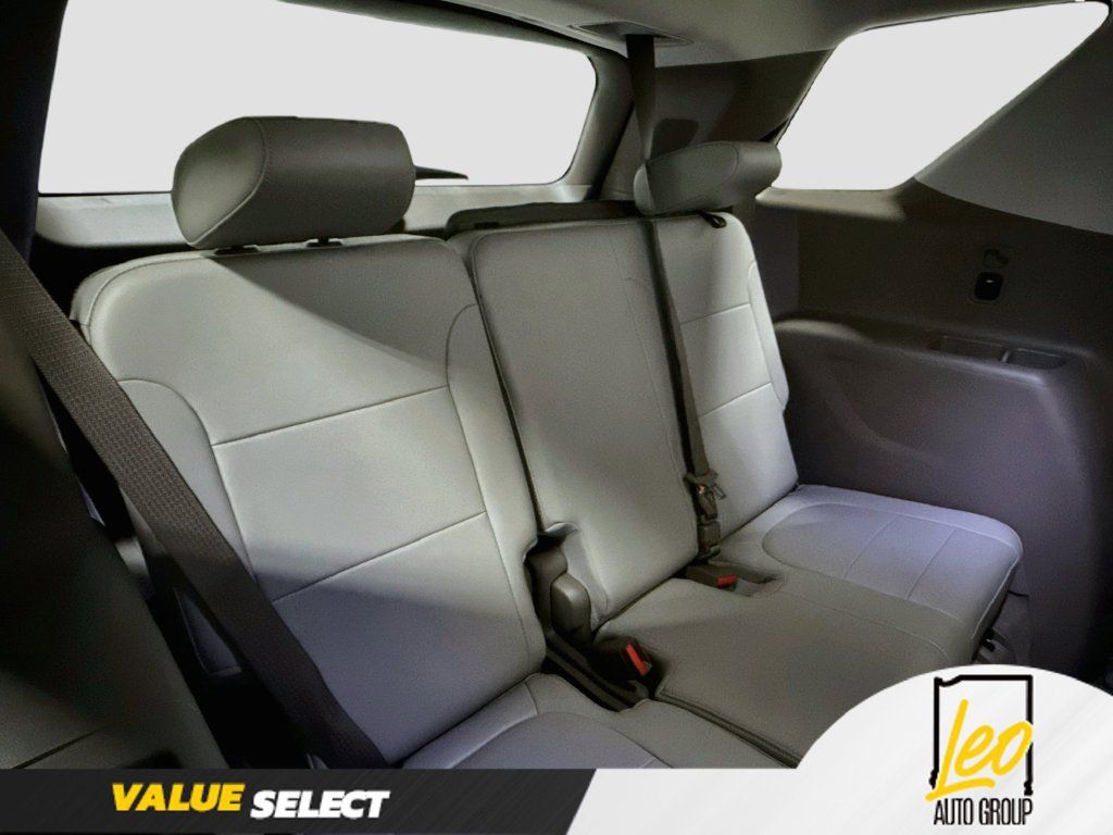 Used 2018 Chevrolet Traverse LT AWD/4WD image 31