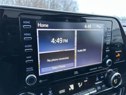 Used 2021 Toyota Highlander Limited image 28