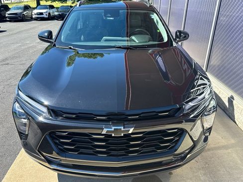 Used 2024 Chevrolet Trax ACTIV FWD image 9