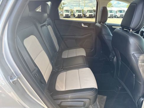 Used 2021 Ford Escape Titanium w/ Titanium Elite Package AWD/4WD image 29