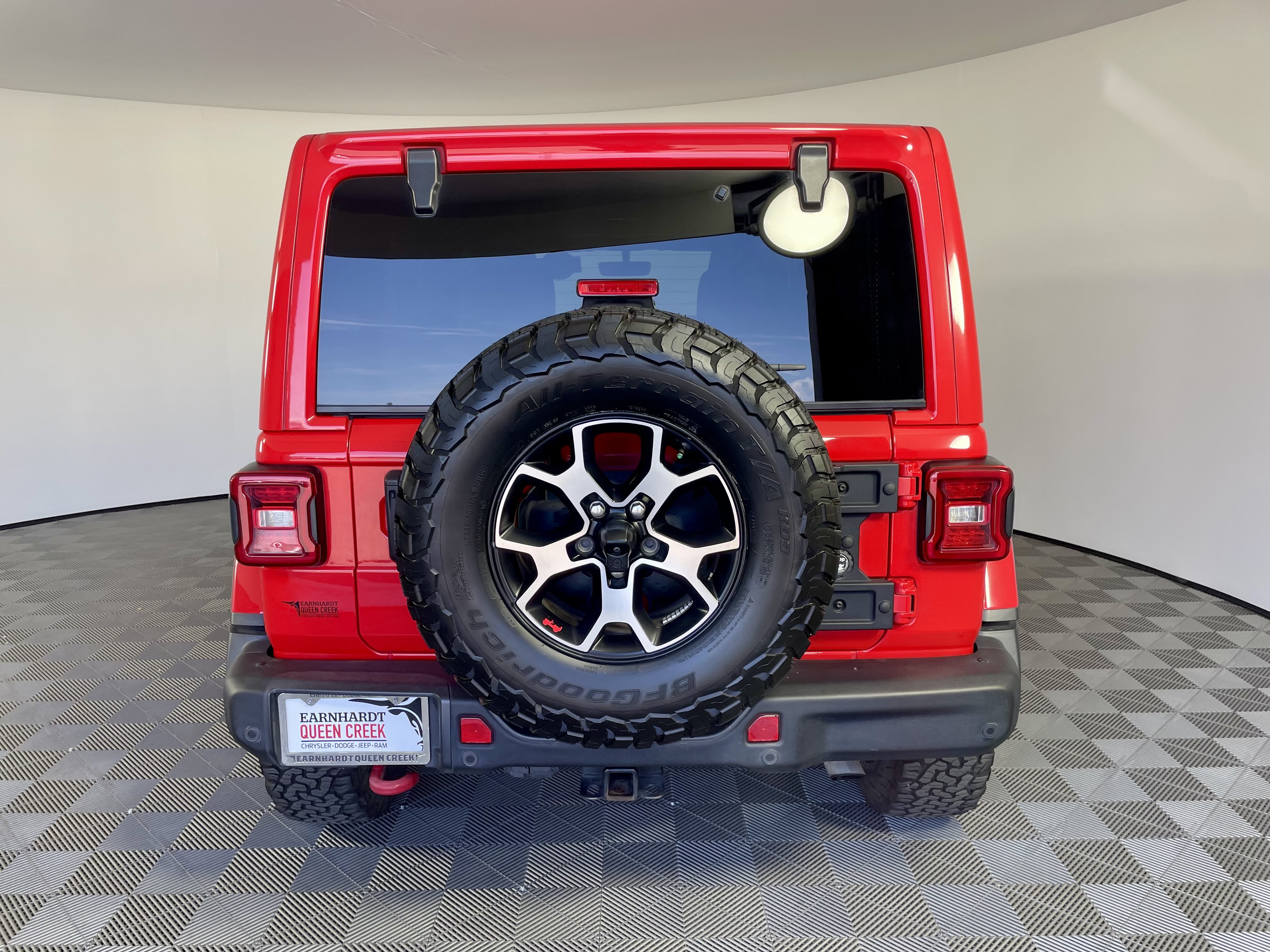 Used 2021 Jeep Wrangler Unlimited Rubicon AWD/4WD image 4