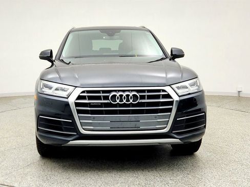 Used 2019 Audi Q5 2.0T Premium Plus w/ Premium Plus Package AWD/4WD image 2