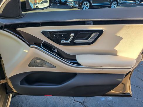 Used 2022 Mercedes-Benz S 500 4MATIC image 23