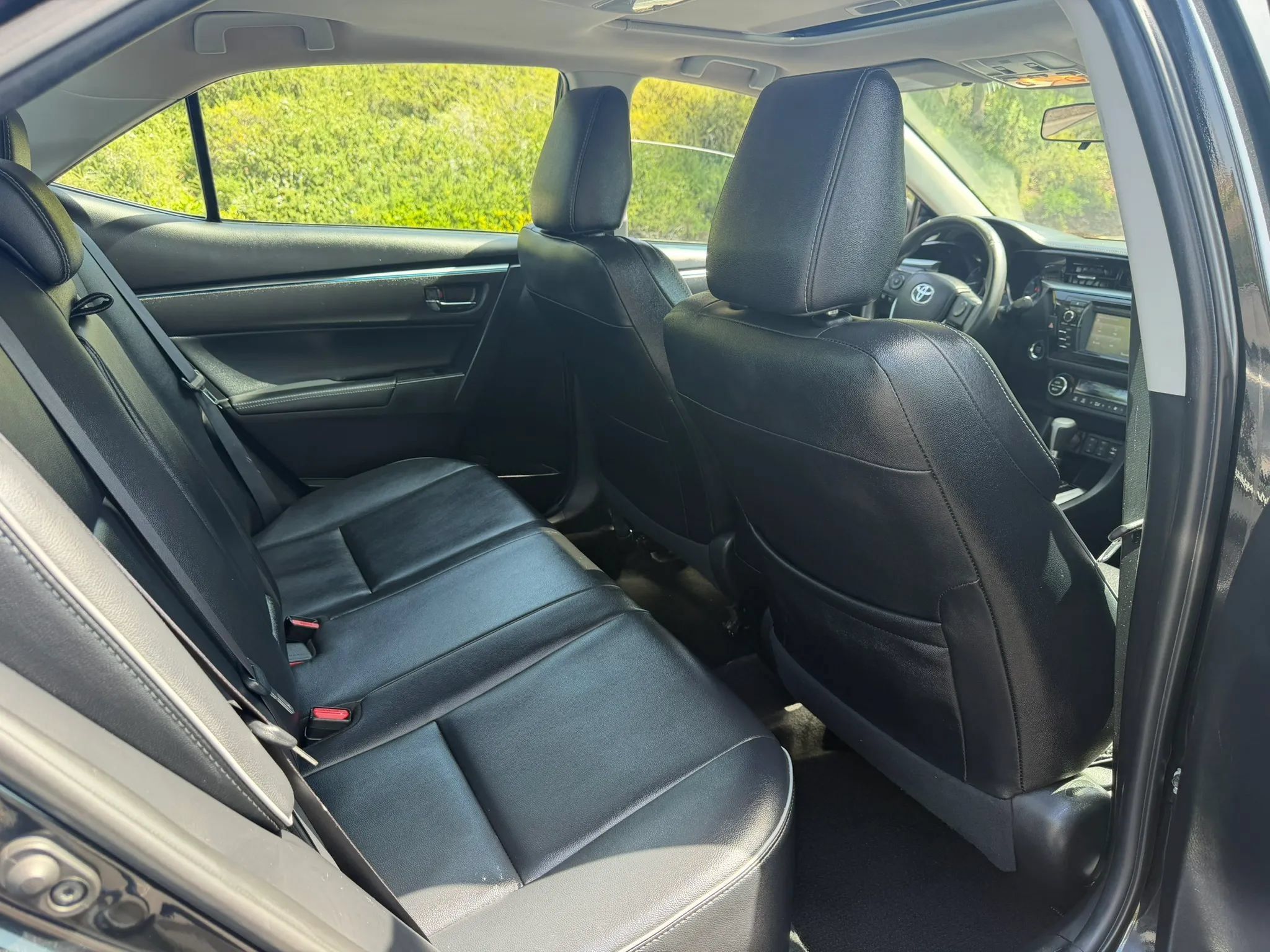 Used 2016 Toyota Corolla S Premium FWD image 16
