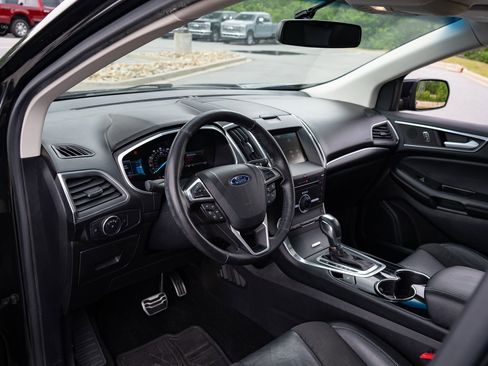 Used 2015 Ford Edge Sport AWD/4WD image 13