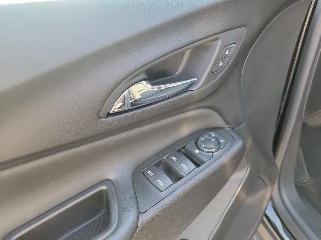 Used 2024 Chevrolet Equinox LT FWD image 24