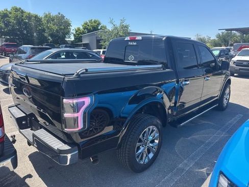 Used 2017 Ford F150 Lariat AWD/4WD image 9