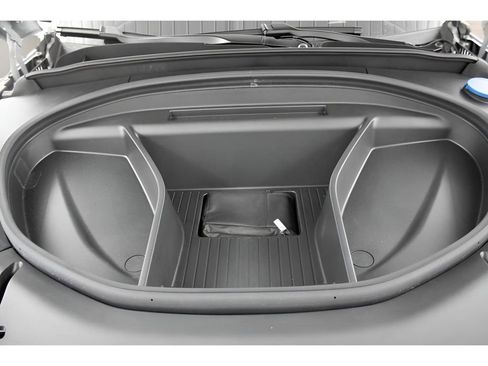 New 2025 Volvo EX90 Ultra image 13