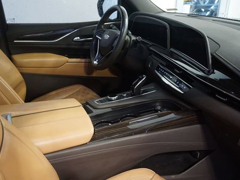 Used 2022 Cadillac Escalade Sport AWD/4WD image 26