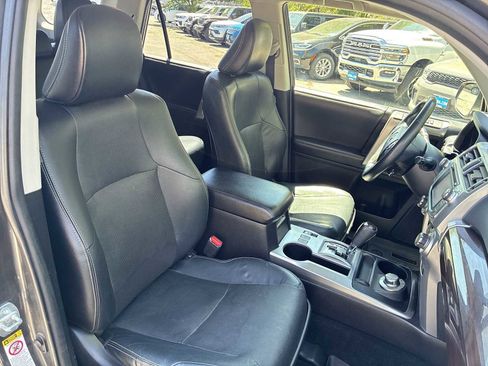 Used 2016 Toyota 4Runner Limited AWD/4WD image 24