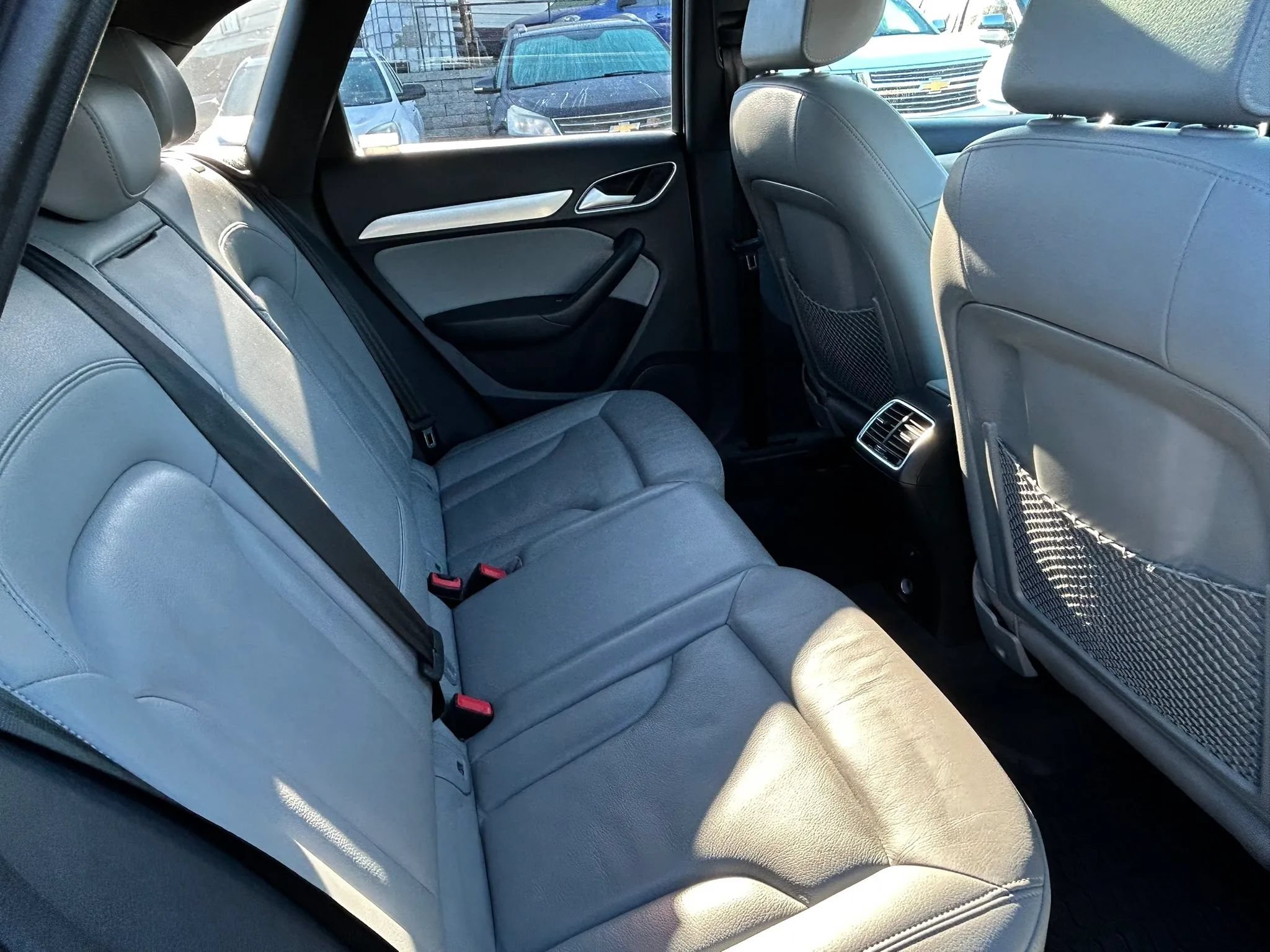 Used 2018 Audi Q3 2.0T Premium Plus w/ Premium Plus Package AWD/4WD image 28